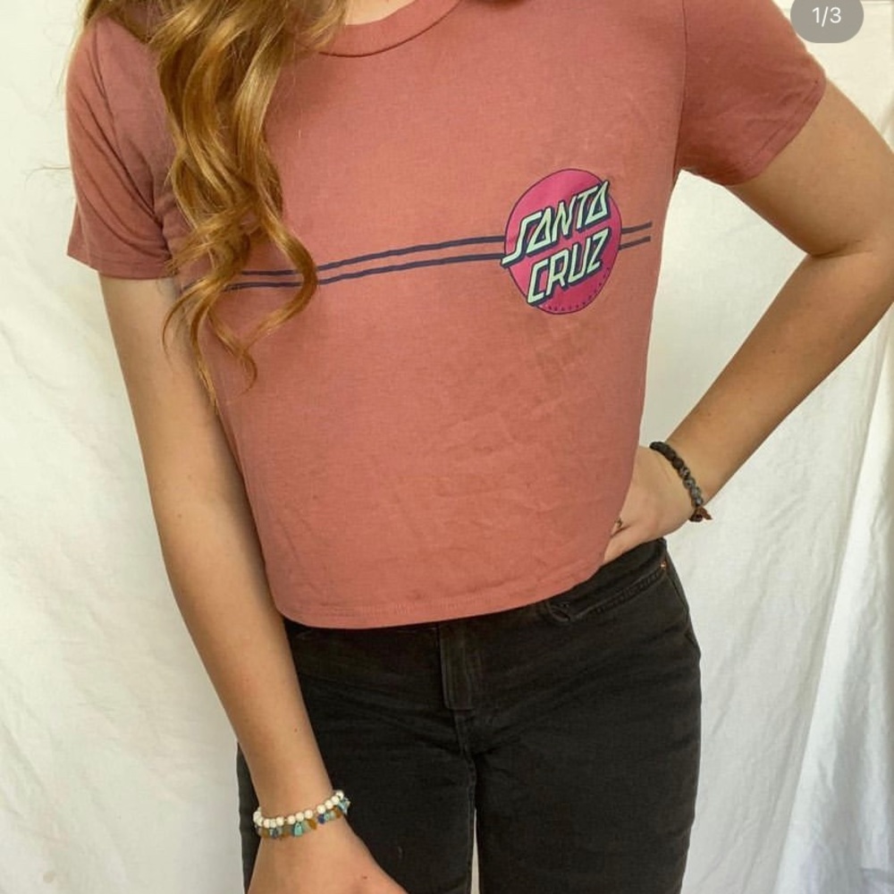 Santa Cruz Cropped Tee